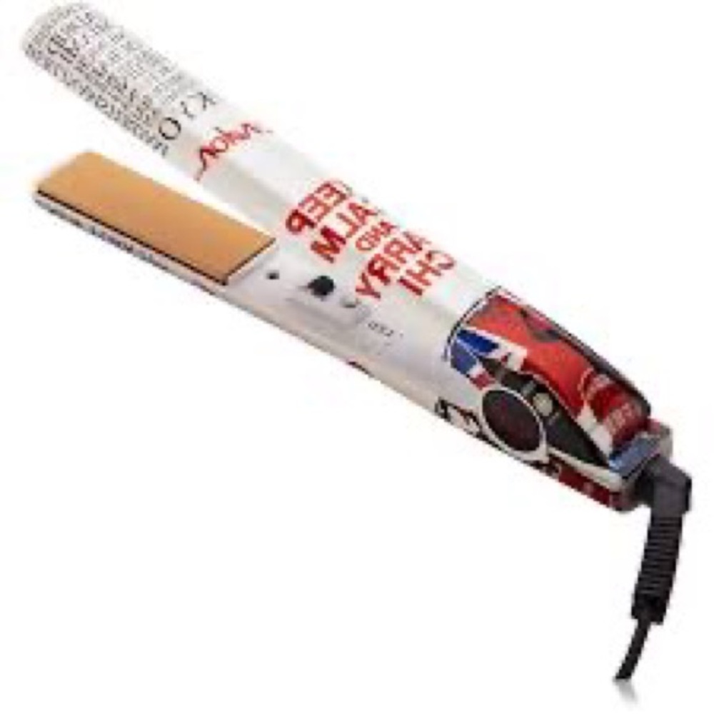 Chi British Invasion Flat Iron with Silk Infusion